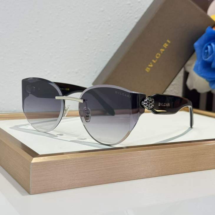 Picture of Bvlgari Sunglasses _SKUfw79615483fw